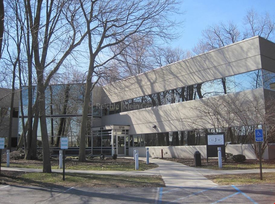 Woodlands Building