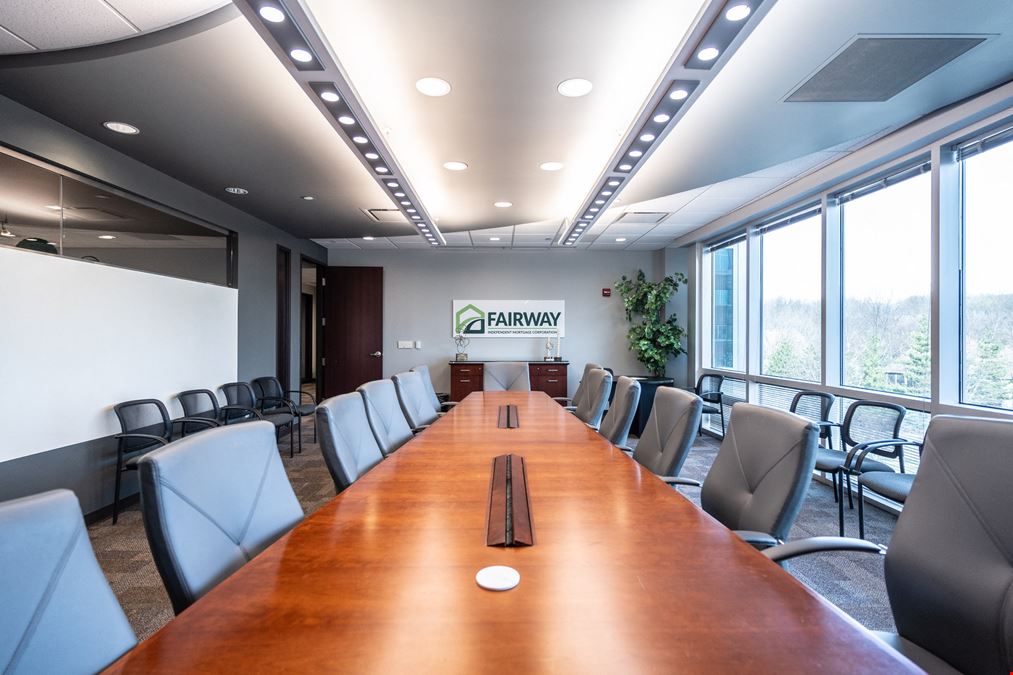 Pinnacle Corporate Centre III