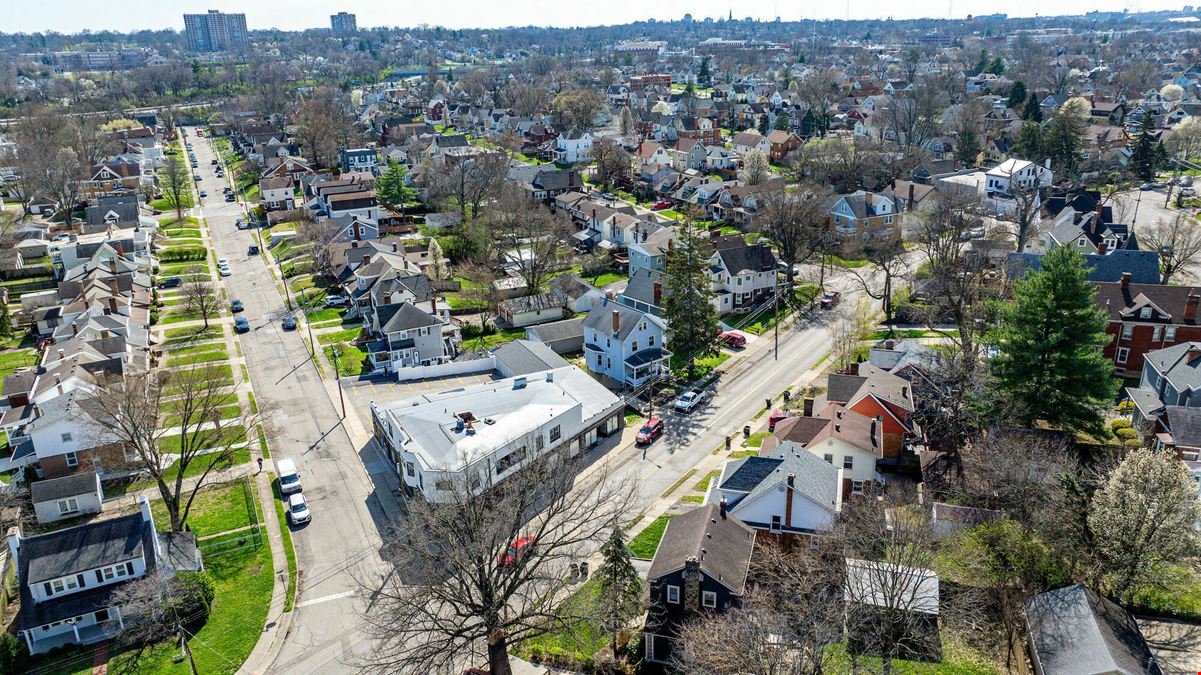 2435 Williams Ave