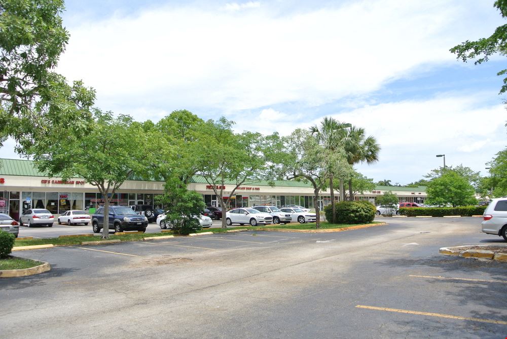 Gold Coast Shopping Plaza