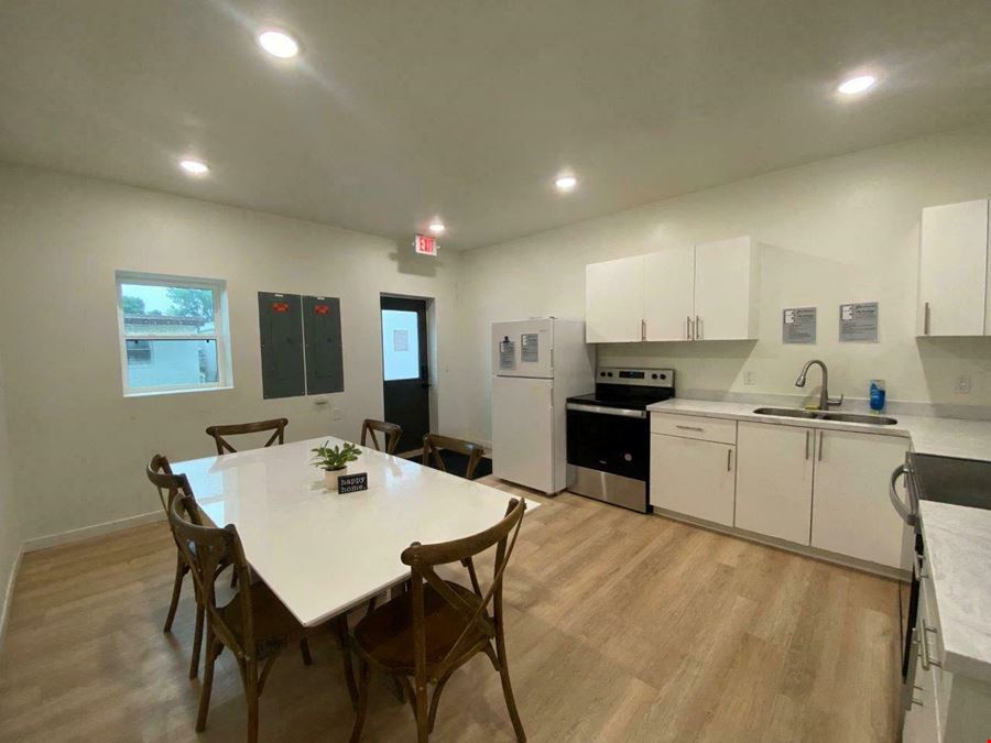 309 8th Ave SE