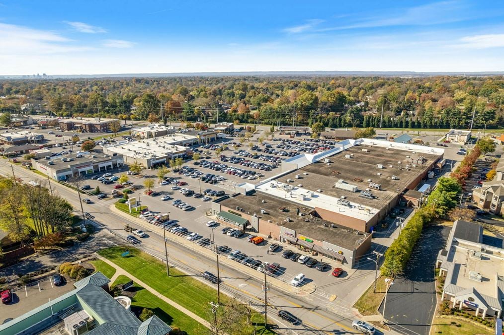Holiday Manor Center