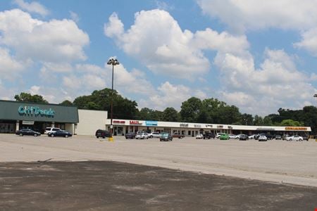 Preview of Retail space for Rent at 2001-2037 NW Evangeline Thruway (US-167)