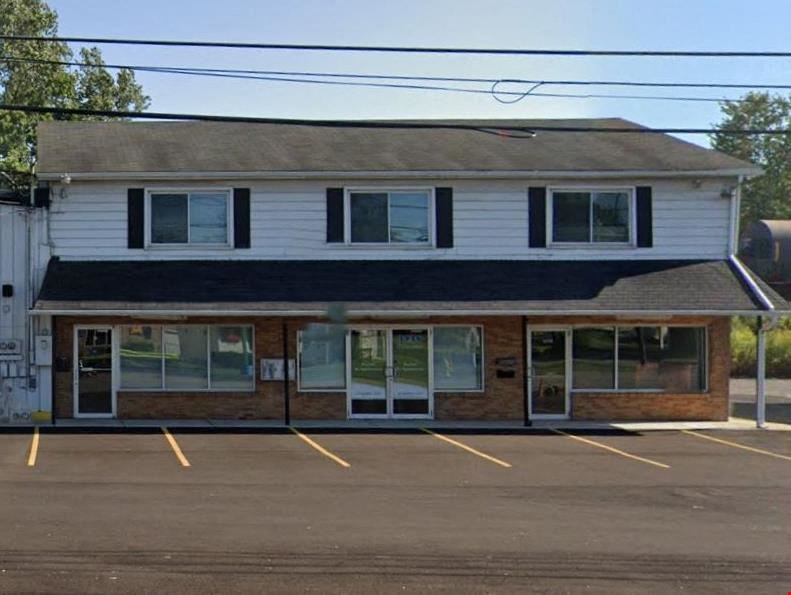 3135 Walden Ave - 800+/- SF Office/Retail Space for Lease