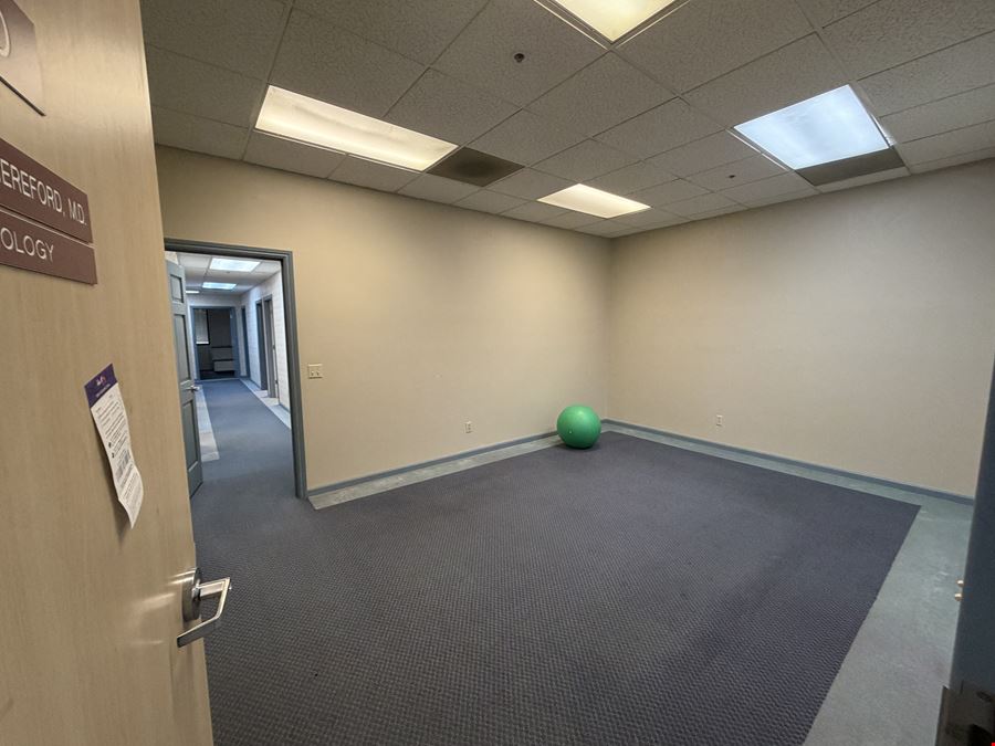 999 S. Fairmont Avenue, Suite 220