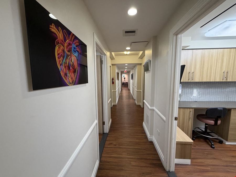 2408 Ocean Ave #MO