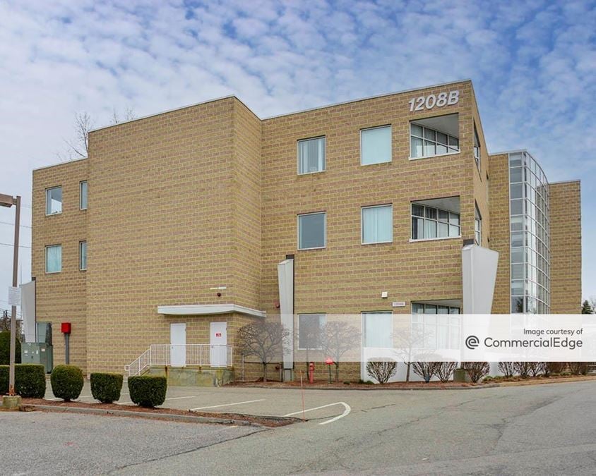 1208 VFW Pkwy