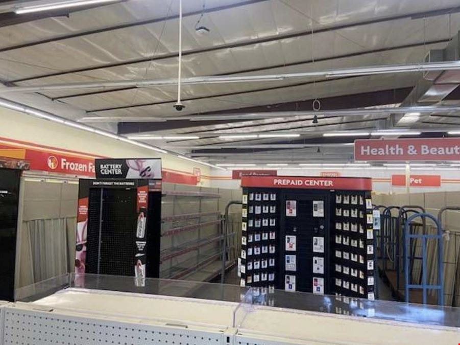Triple Net Family Dollar
