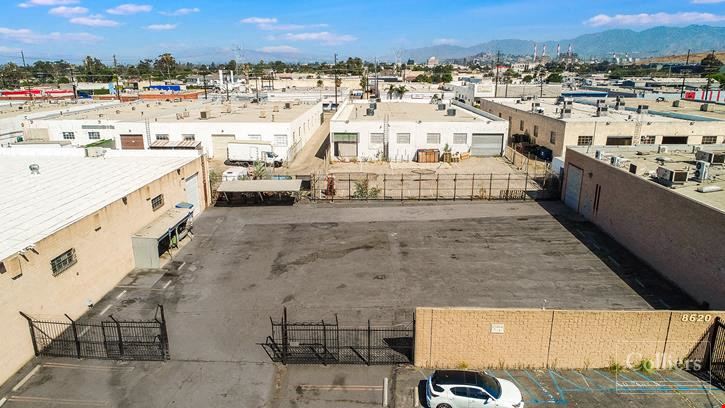 For Lease in Sun Valley: 15,405 SF Free-Standing Industrial Building