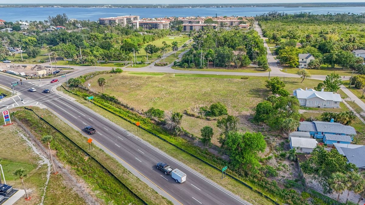 Signalized Corner Lot Near I-75