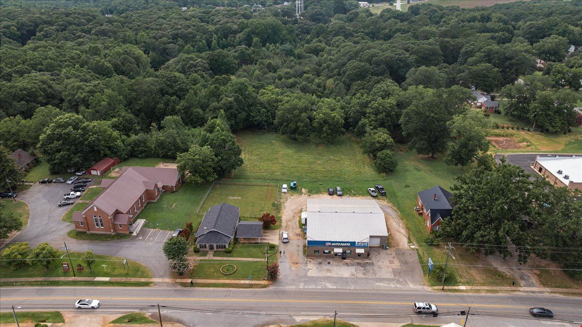 295 General Daniel Ave N