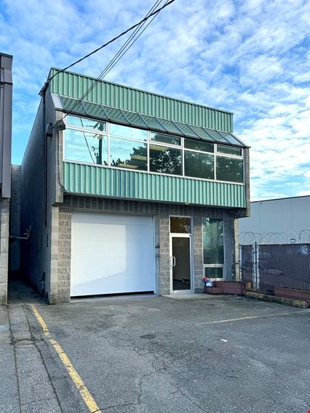Preview of Industrial space for Rent at 1560 Richmond Street