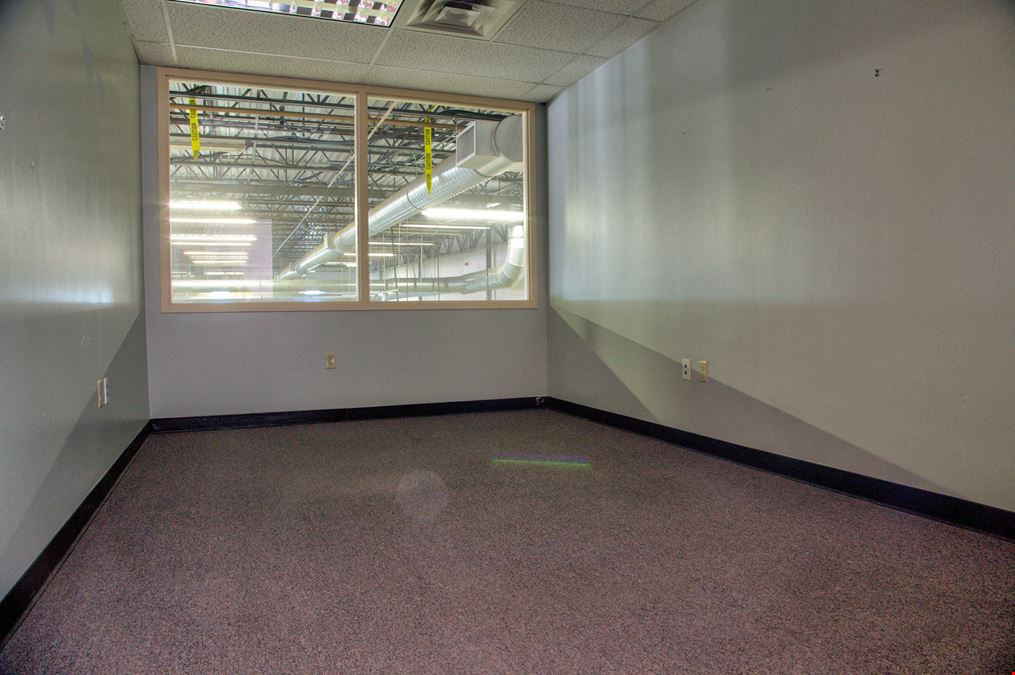 2950 Colorful Ave, Unit 102