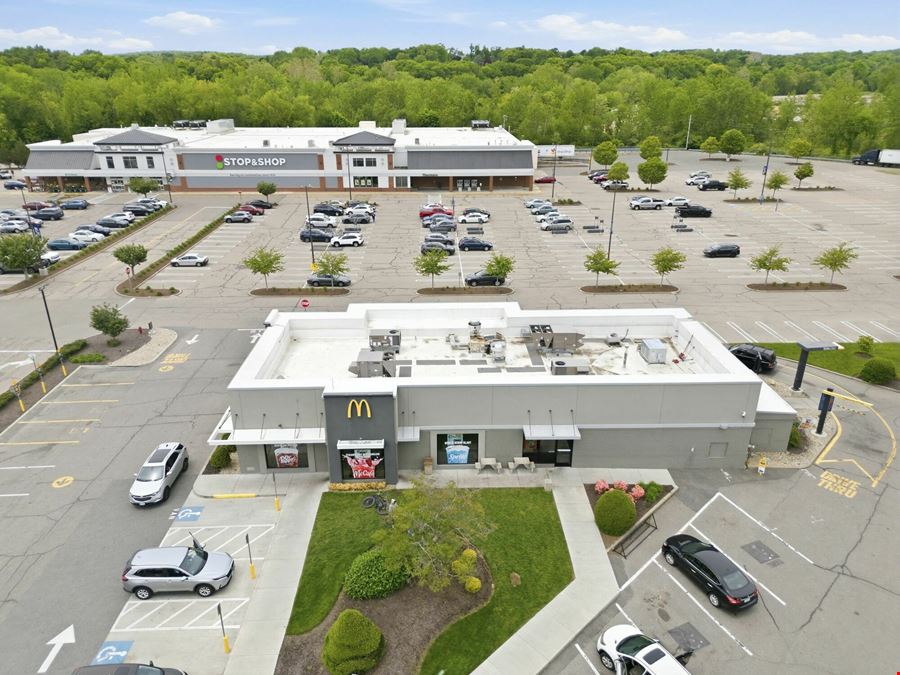 Cumberland, RI - Stop & Shop Plaza