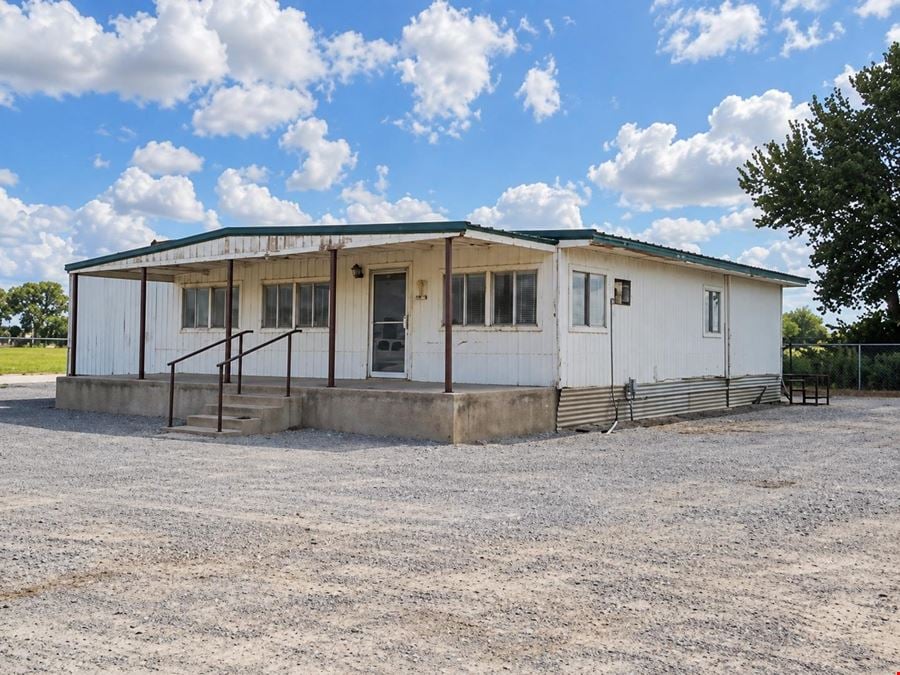 1110 N Industrial Blvd - Industrial Investment Opportunity