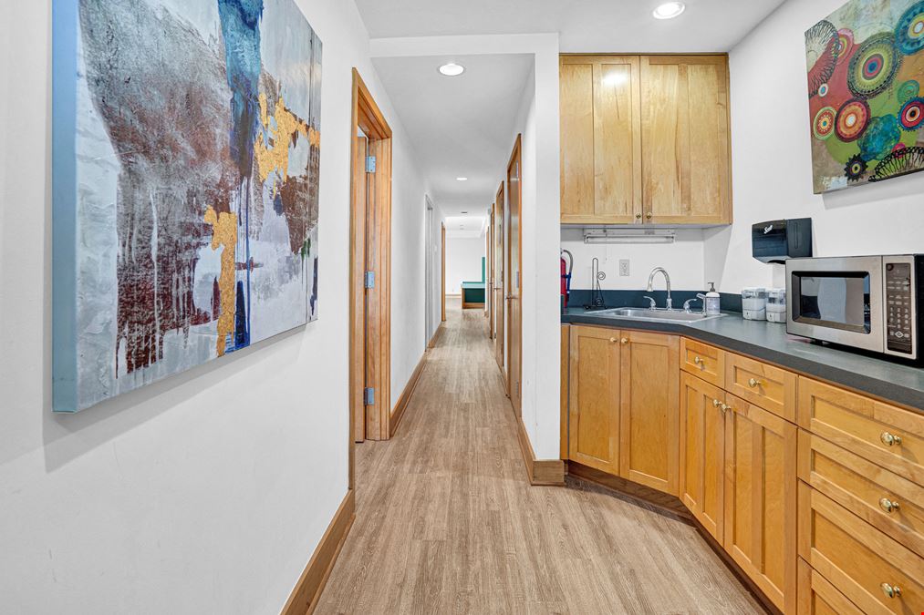 349 W Main St