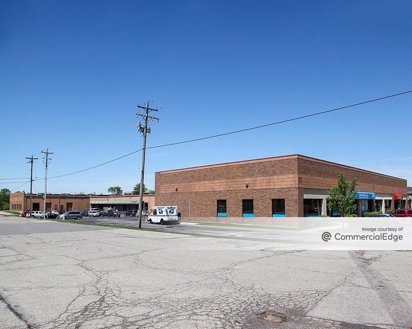 11101-11105 Kenwood Rd.