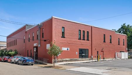 Preview of commercial space at 900 Sarah St