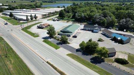 Preview of Office space for Sale at 2708 N Cunningham Ave
