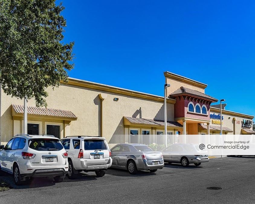 Sunshine Plaza - 3400 Lee Blvd