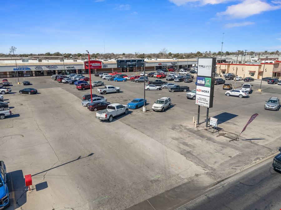 Heroes Plaza Shopping Center