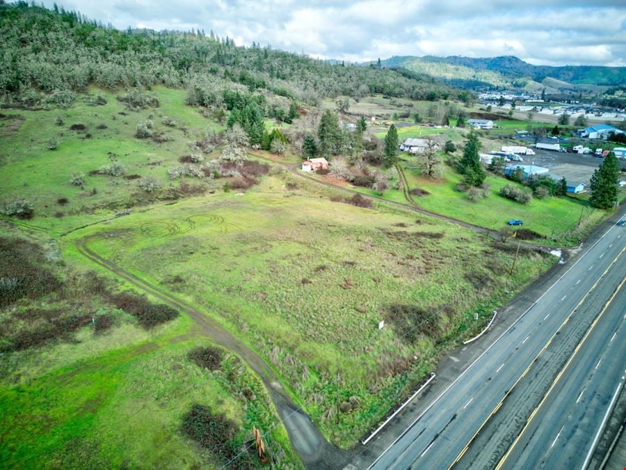 3110 NE Diamond Lake Blvd Roseburg, OR 97470