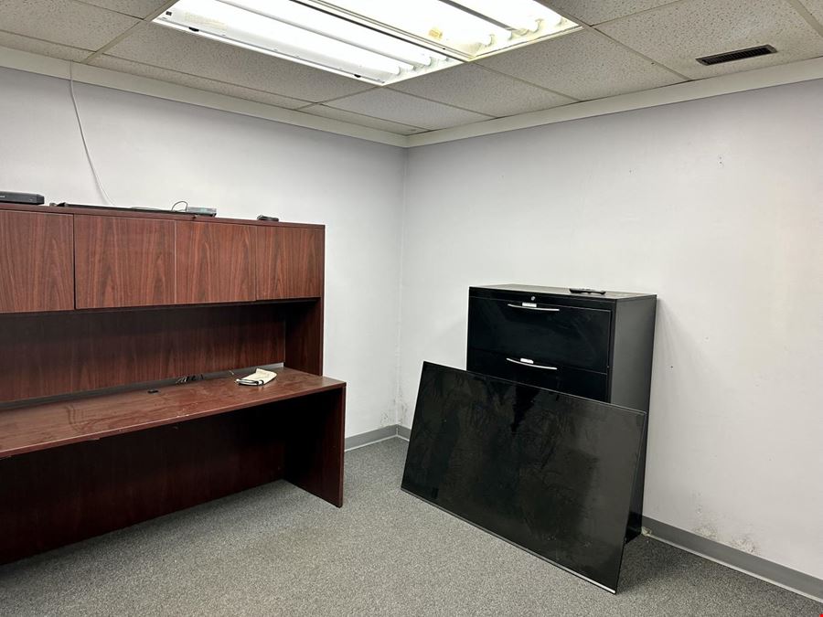 Office Warehouse For Lease