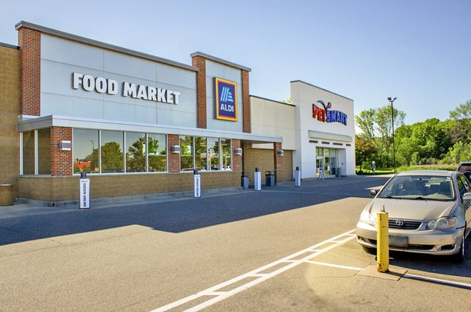 Preview of Retail space for Rent at 119-299 12th St SW