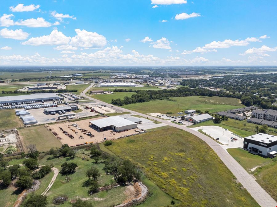 Alliance Pkwy