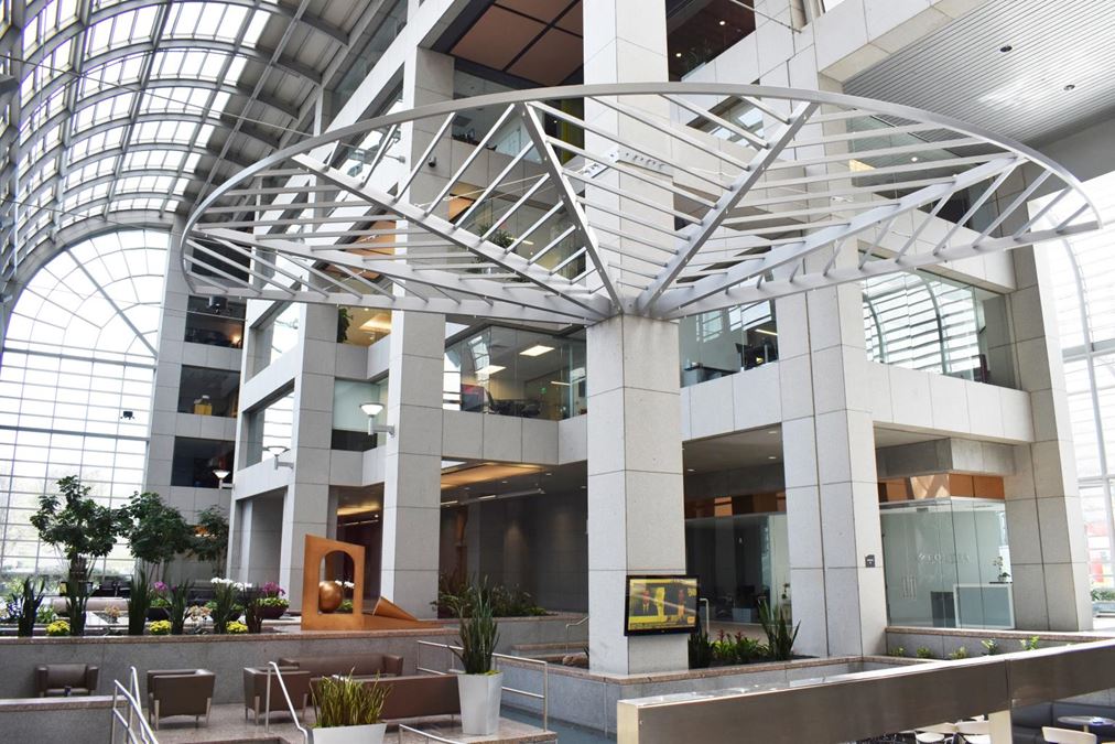 Colonnade III | Sublease 53,164 SF