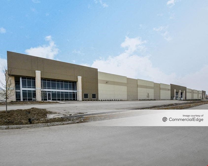 Everman Trade Center