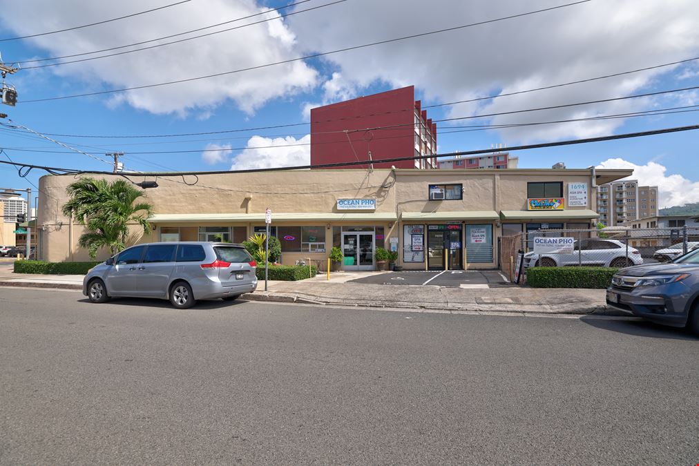1694 Kalakaua Ave