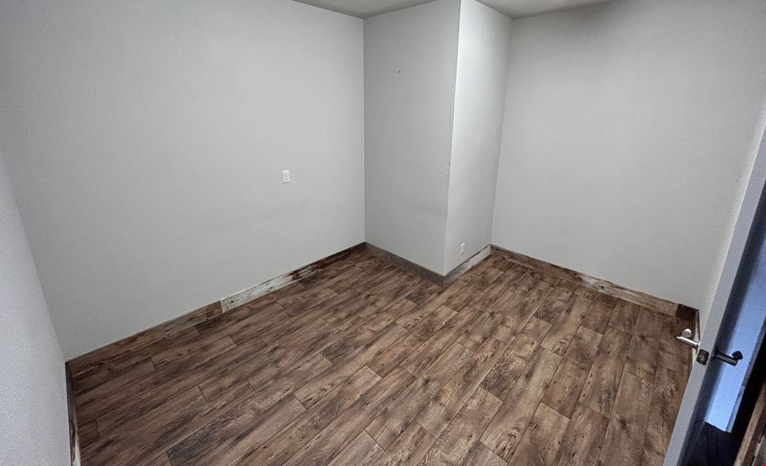 5 Office Suites on 5th Ave