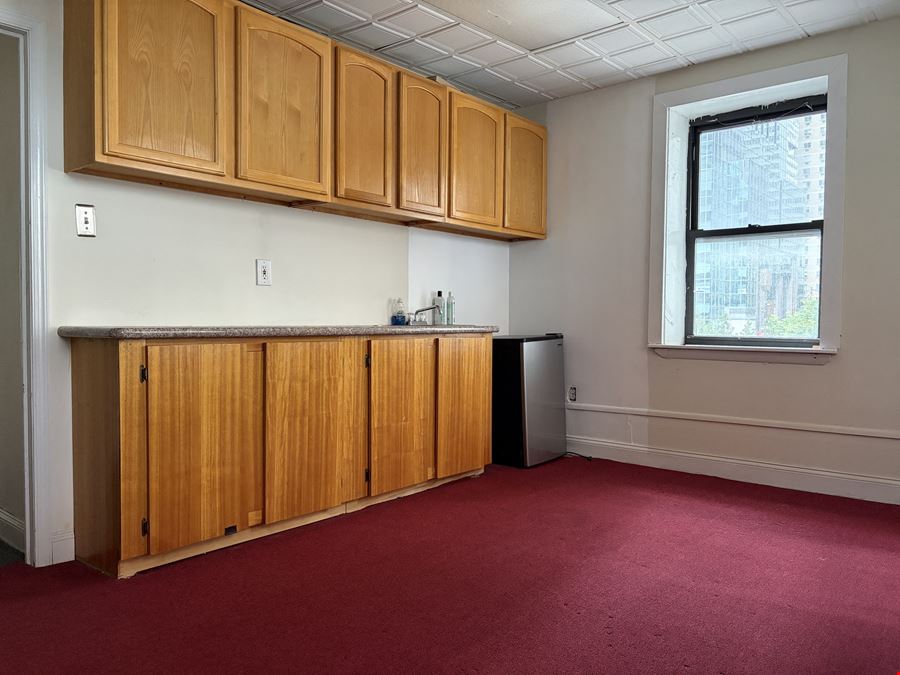 23-25 South 19th Street