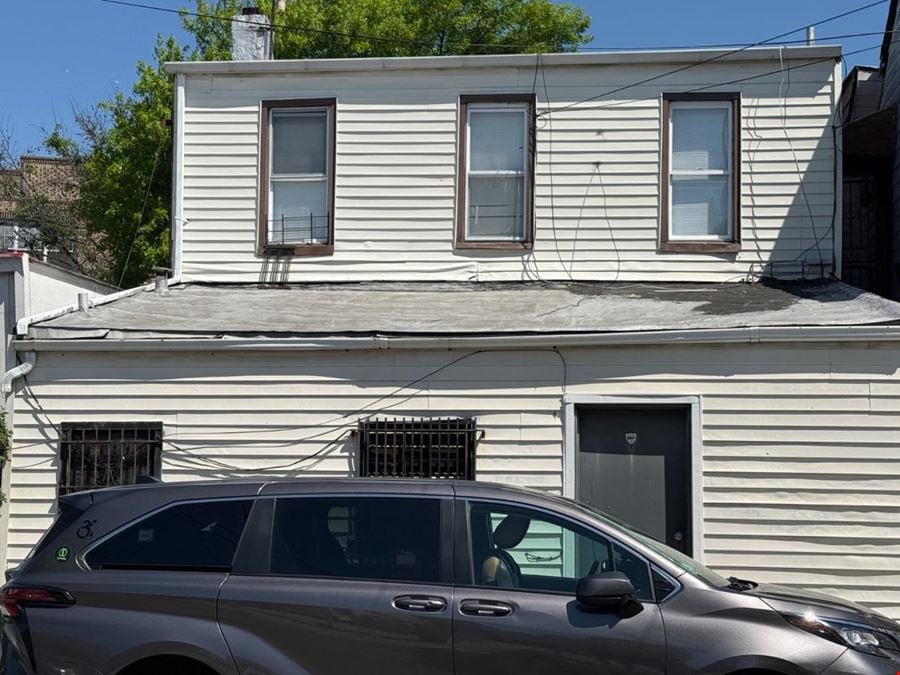 59-26 Grand Ave
