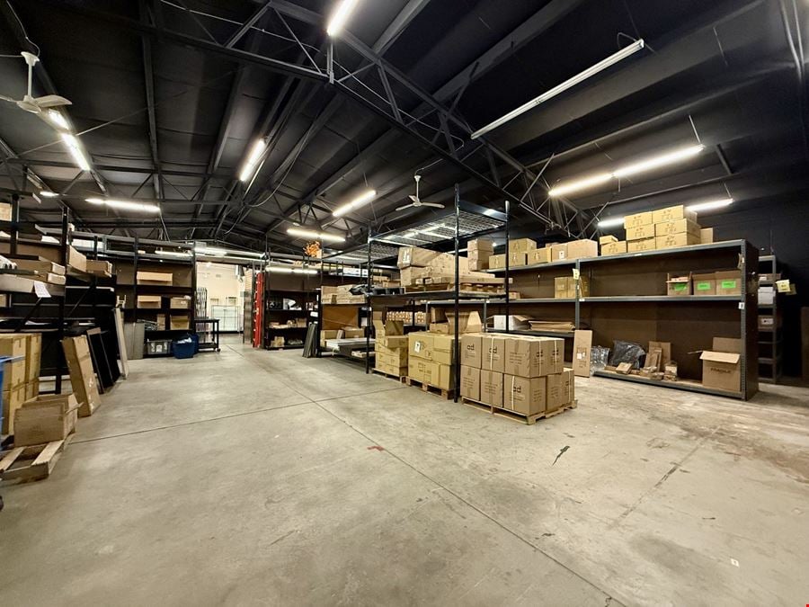 South Salt Lake Freestanding Showroom/Flex