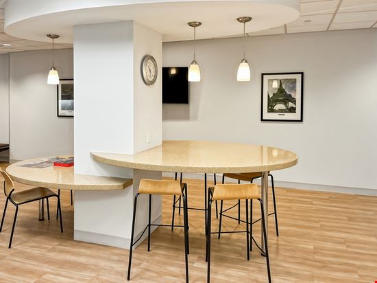 Regus - Paramus - Mack Cali Center
