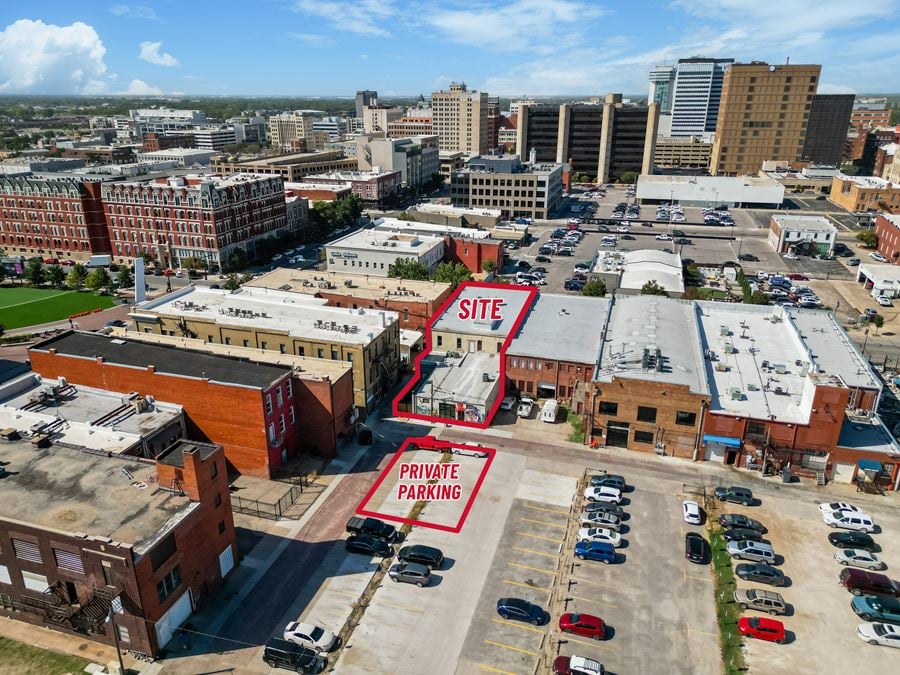 DOWNTOWN RETAIL/OFFICE SPACE FOR LEASE