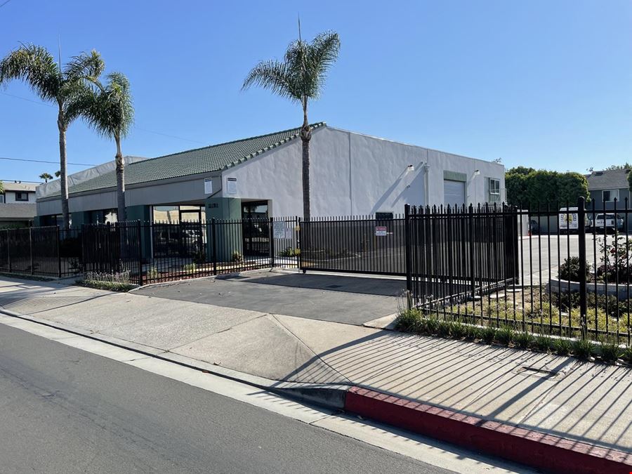 2131 Placentia Ave