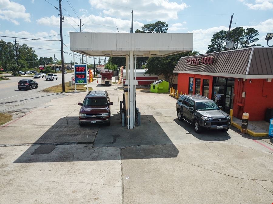 Theiss Plaza
