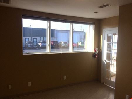 Preview of commercial space at 1327/1333  E. Main St