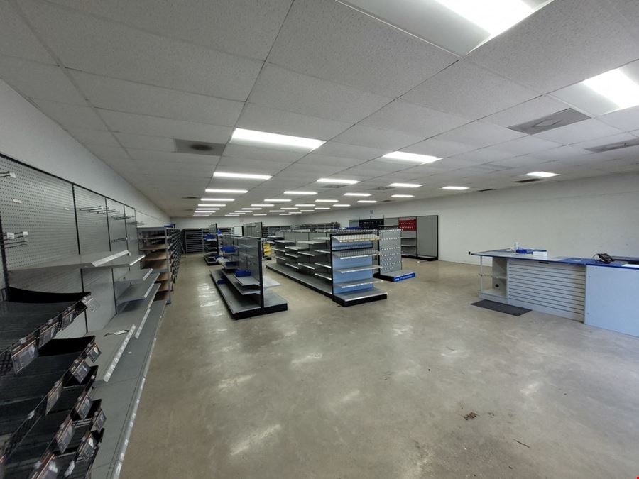 Prime Retail-Service Location