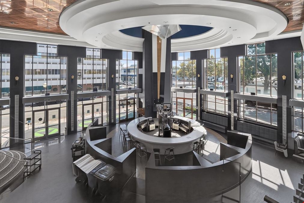 REIT Sale | Former Look Cinema | 38,913 SF | Los Angeles County | $116K Avg HH Income