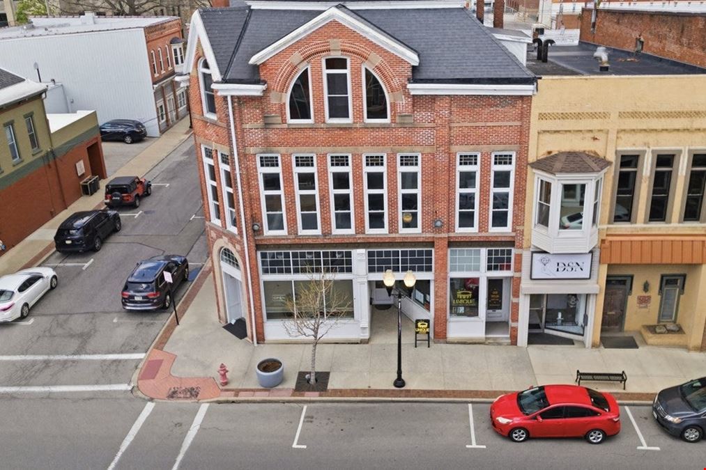 52 W Main St