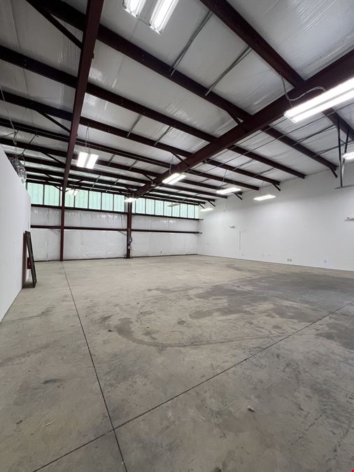 9481 Industrial Center Drive, Unit 5