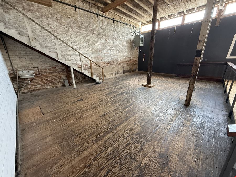 109 W Walnut Street