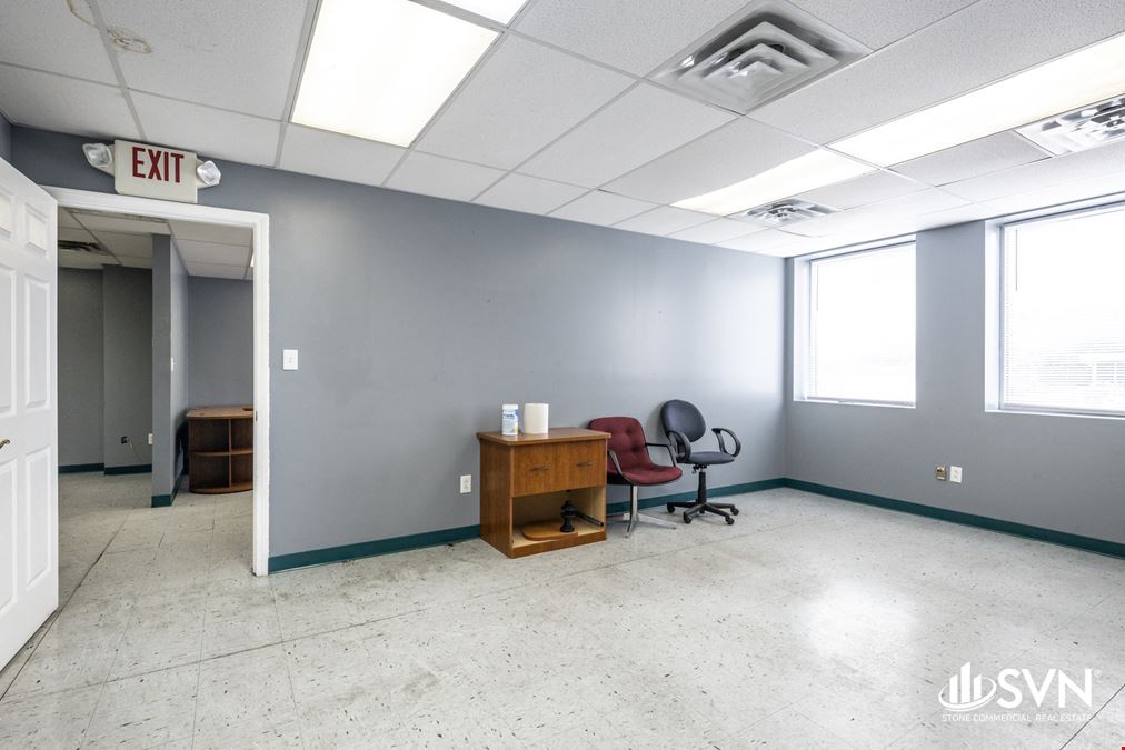 19,825 SF Industrial Facility near I-64