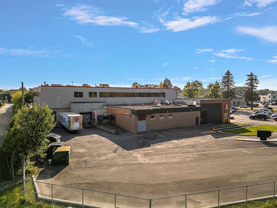 5 Papineau