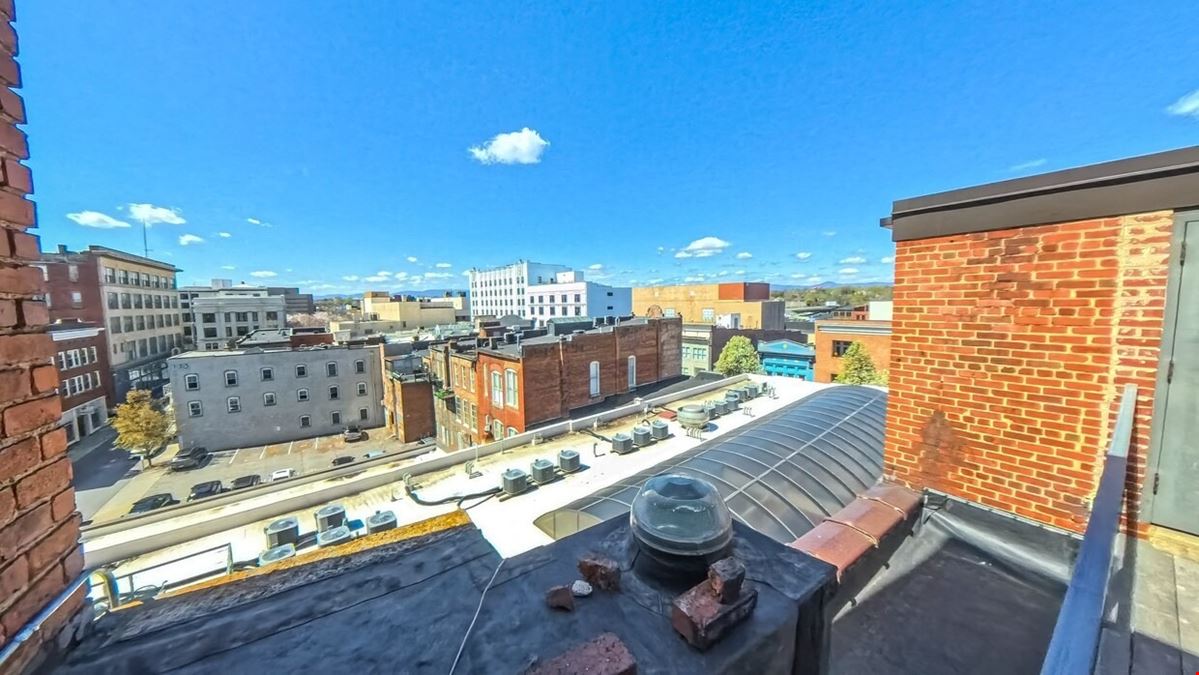 The Lofts at First and Kirk