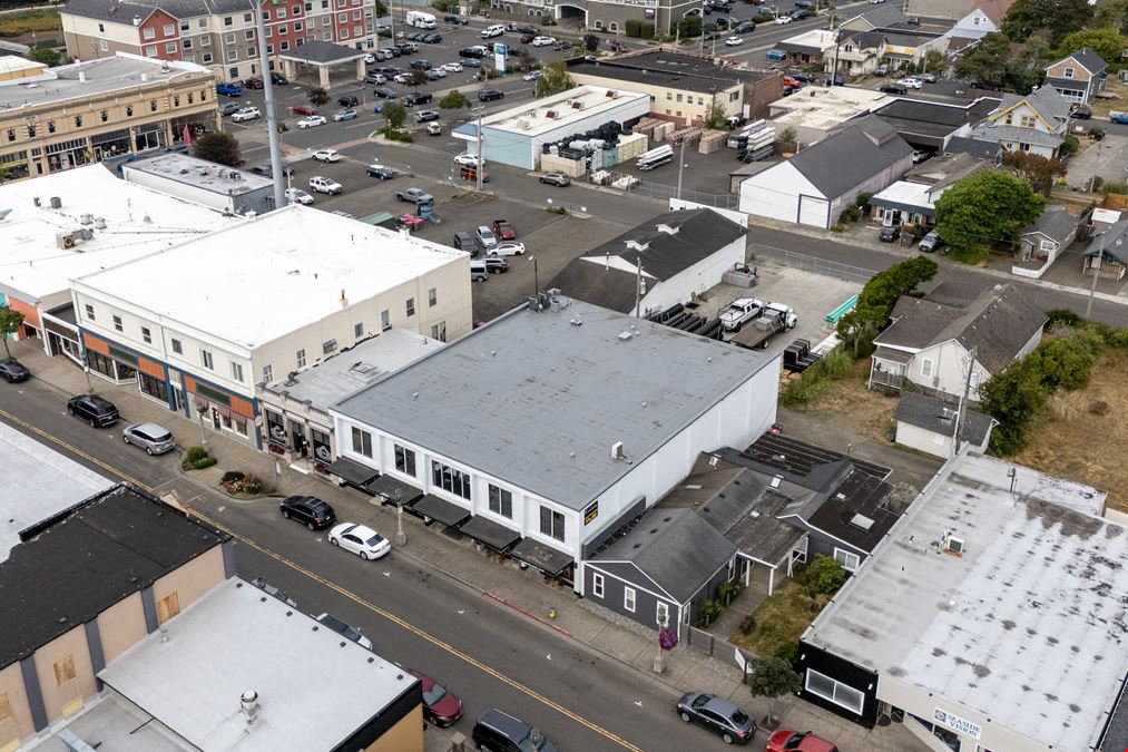 Salmonberry Square